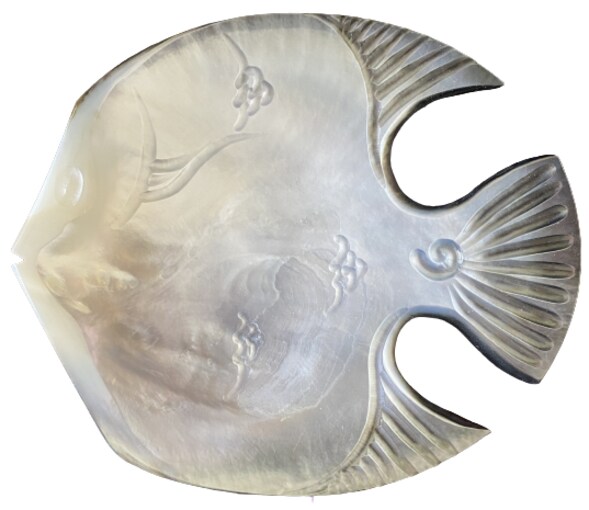 Cup engraved in Mother of pearl - Fish